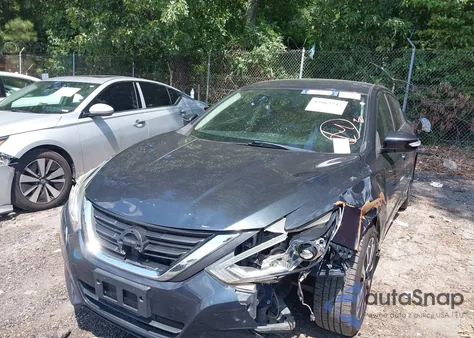 2016 Nissan Altima 2.5 Sv из США, поврежденный, VIN 1N4AL3AP4GC131763